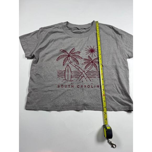 Women’s Gray Crop T-Shirt South Carolina Graphic Tee Size Small Beach Casual Top - Picture 2 of 3